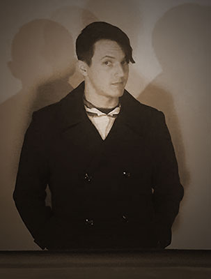 This image has an empty alt attribute; its file name is tim.jpg